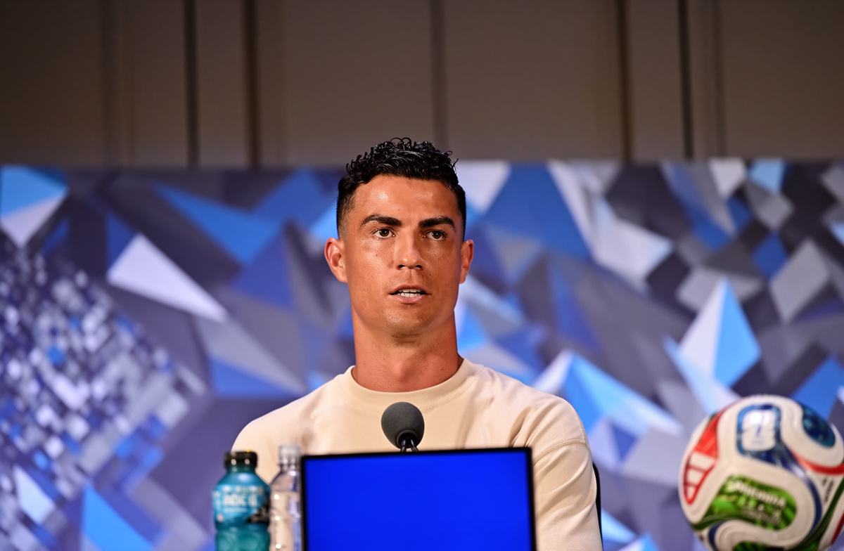 皇冠体育登录 - C罗亲口确认：2026世界杯将是谢幕战，足坛传奇即将落幕 - 皇冠体育